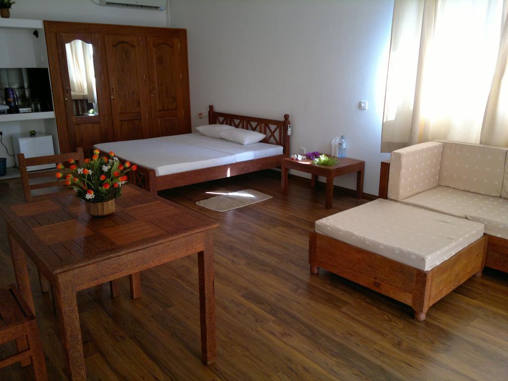 אלותגאמה Thumbelina Apartments & Hotel מראה חיצוני תמונה