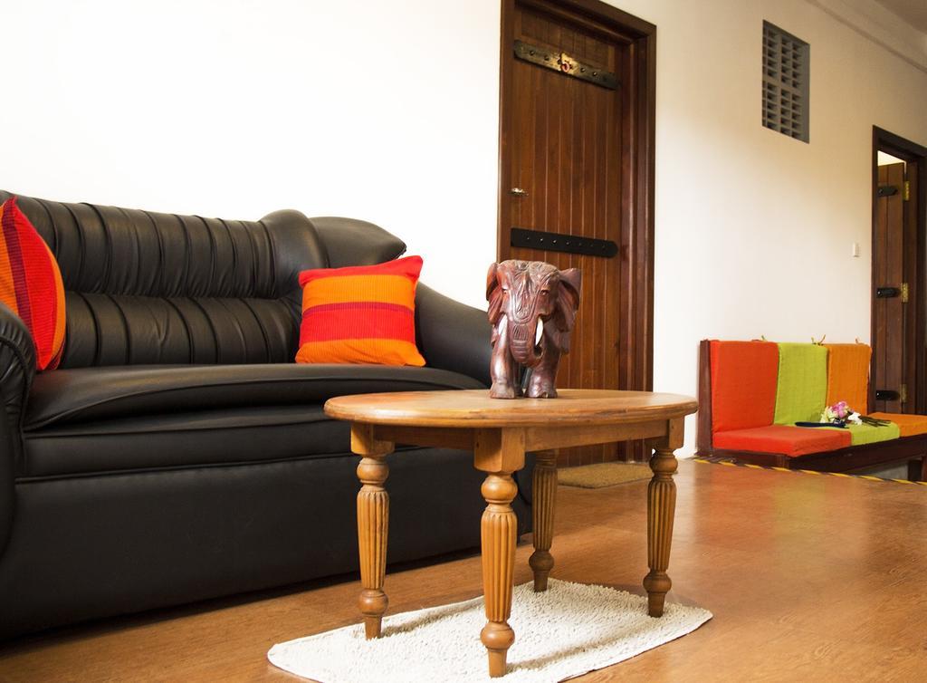 אלותגאמה Thumbelina Apartments & Hotel מראה חיצוני תמונה